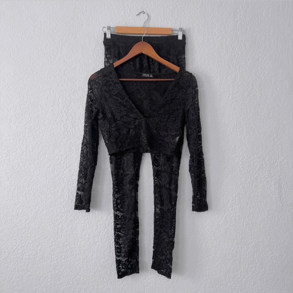julia black lace two piece leggings & long sleeve crop top set size medium